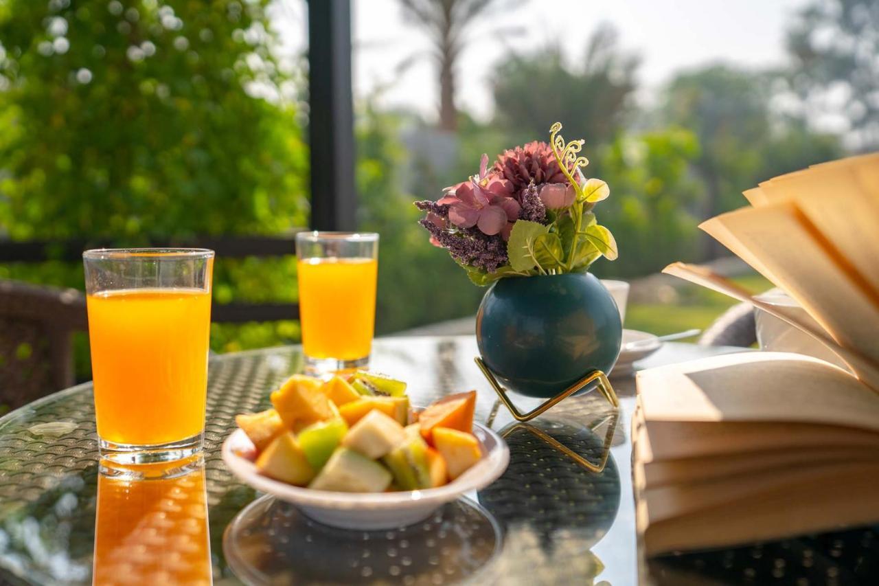 Stayvista At Le Blanc Escape W Outdoor Pool Sohna 외부 사진